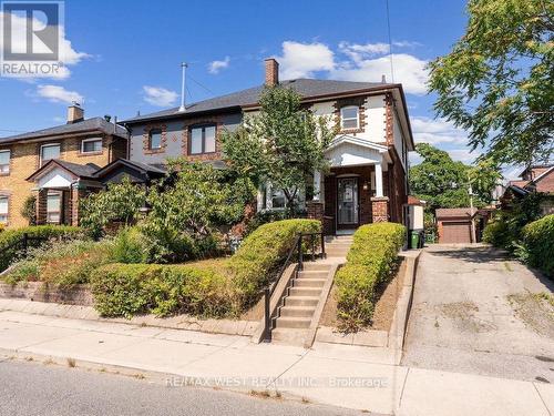 12 Dewson Street, Toronto (Palmerston-Little Italy), ON - Outdoor With Facade