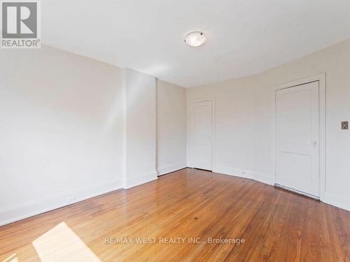 12 Dewson Street, Toronto (Palmerston-Little Italy), ON - Indoor Photo Showing Other Room