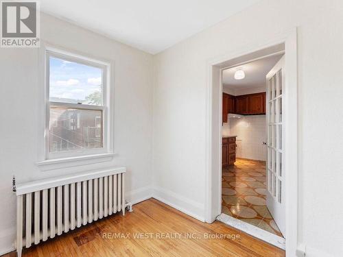 12 Dewson Street, Toronto (Palmerston-Little Italy), ON - Indoor Photo Showing Other Room