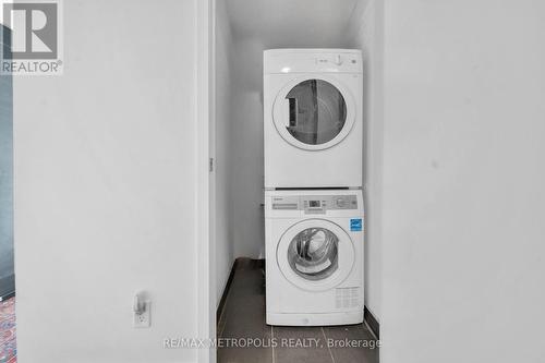 737 - 1030 King Street W, Toronto, ON - Indoor Photo Showing Laundry Room