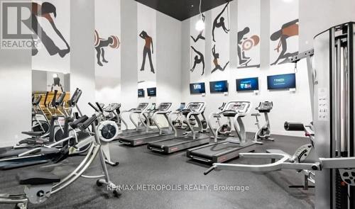 737 - 1030 King Street W, Toronto, ON - Indoor Photo Showing Gym Room