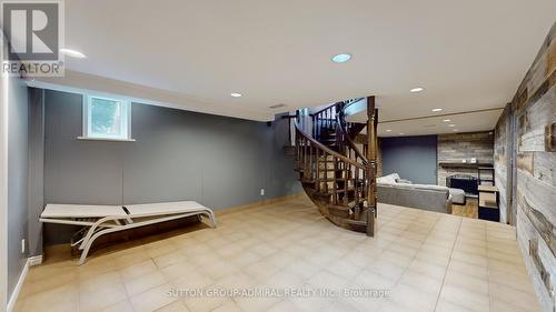 8 Mead Court, Toronto, ON - Indoor Photo Showing Other Room
