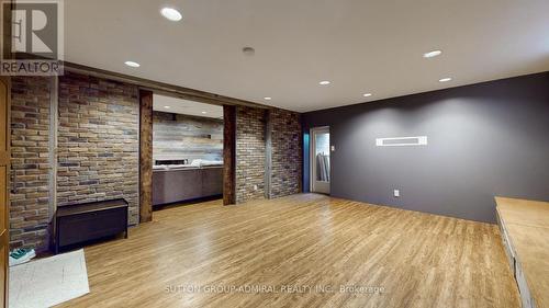 8 Mead Court, Toronto, ON - Indoor Photo Showing Other Room