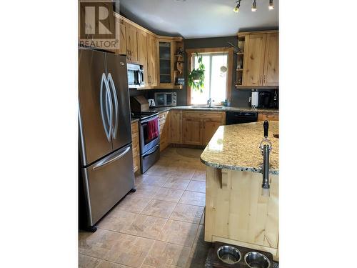 6853 Squilax - Anglemont Road Lot# 1, Magna Bay, BC - Indoor Photo Showing Kitchen