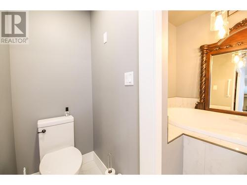 7801 97 Highway, Oliver, BC - Indoor Photo Showing Bathroom