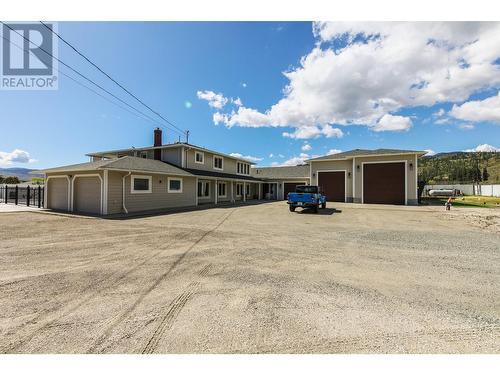 7801 97 Highway, Oliver, BC - Outdoor
