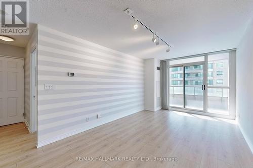 1809 - 23 Hollywood Avenue, Toronto, ON - Indoor Photo Showing Other Room