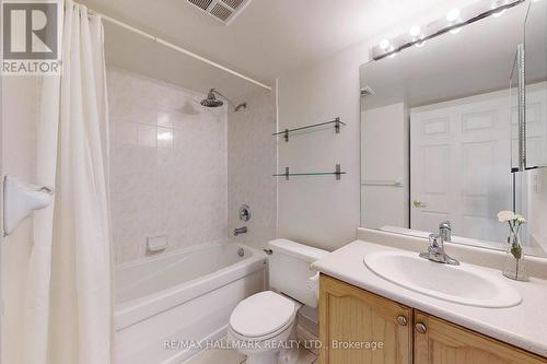 1809 - 23 Hollywood Avenue, Toronto, ON - Indoor Photo Showing Bathroom