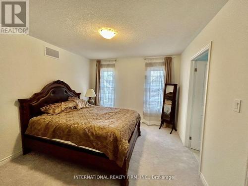 46 Hancock Crescent, Kawartha Lakes, ON - Indoor Photo Showing Bedroom