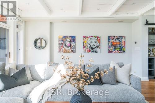26 - 214 Blueski George Crescent, Blue Mountains, ON - Indoor Photo Showing Living Room