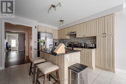 25 Owens Road, New Tecumseth, ON - Indoor Photo Showing Kitchen
