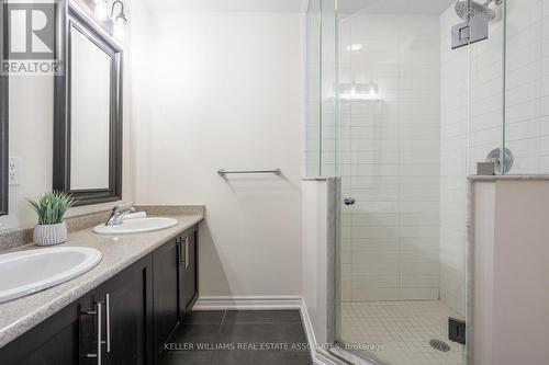 3246 Robert Brown Boulevard, Oakville, ON - Indoor Photo Showing Bathroom
