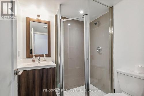 304 - 7 Mabelle Avenue, Toronto, ON - Indoor Photo Showing Bathroom