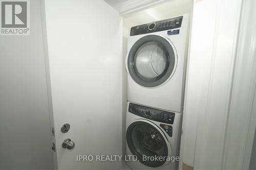 42 Williamson Drive, Brampton, ON - Indoor Photo Showing Laundry Room