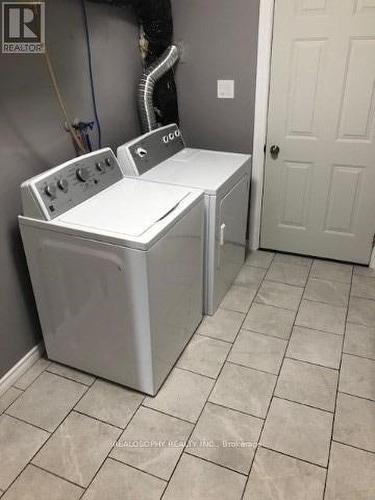 2 Christine Place, Orillia, ON - Indoor Photo Showing Laundry Room