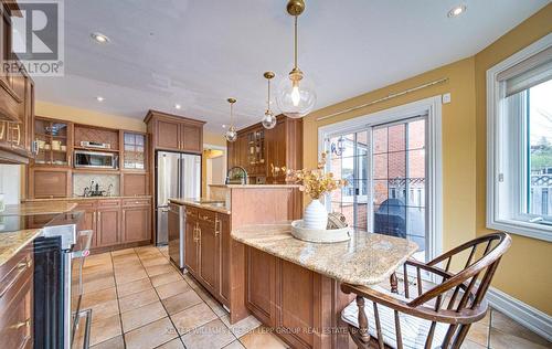 71 William Stephenson Drive, Whitby, ON - Indoor Photo Showing Kitchen With Upgraded Kitchen