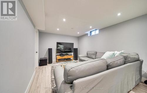 71 William Stephenson Drive, Whitby, ON - Indoor Photo Showing Other Room