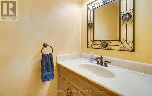 71 William Stephenson Drive, Whitby, ON - Indoor Photo Showing Bathroom