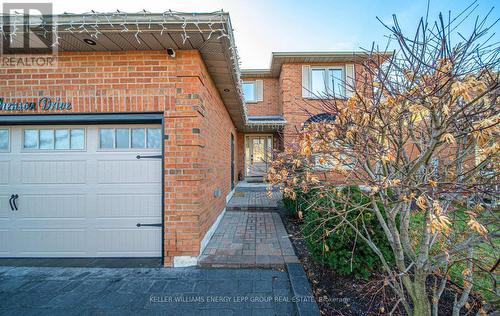 71 William Stephenson Drive, Whitby, ON - Outdoor