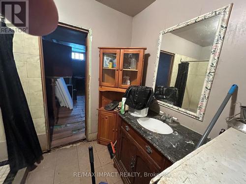 2074 Baseline Road W, Clarington, ON - Indoor Photo Showing Other Room