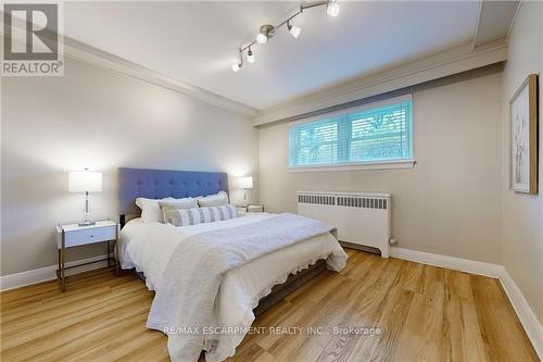 1 - 288 Reynolds Street, Oakville, ON - Indoor Photo Showing Bedroom