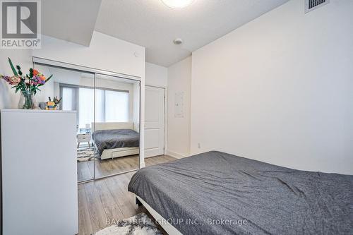 910 - 9600 Yonge Street, Richmond Hill, ON - Indoor Photo Showing Bedroom