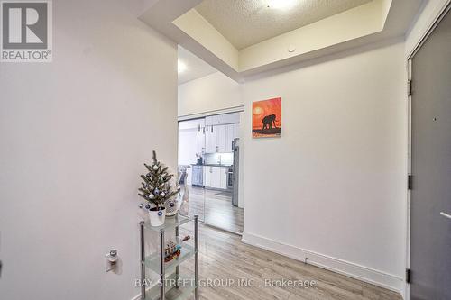 910 - 9600 Yonge Street, Richmond Hill, ON - Indoor Photo Showing Other Room