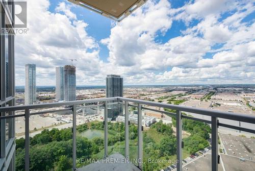 3007 - 2908 Highway 7 Road, Vaughan, ON - Outdoor With View