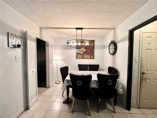 1624 Bloor Street|Unit #63, Mississauga, ON - Indoor Photo Showing Dining Room