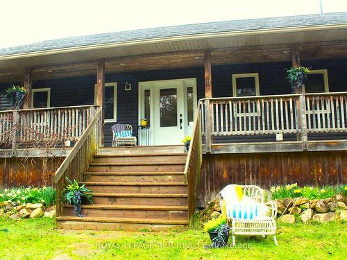 33 Little Cove Rd, Northern Bruce Peninsula, ON - Outdoor With Deck Patio Veranda