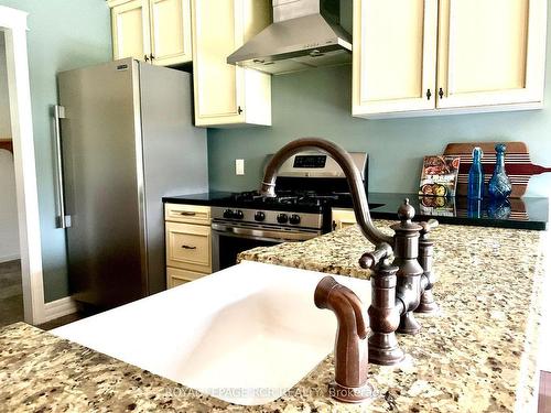 33 Little Cove Rd, Northern Bruce Peninsula, ON - Indoor Photo Showing Kitchen