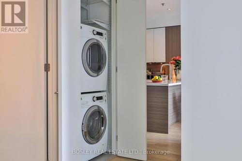 118 - 88 Colgate Avenue, Toronto, ON - Indoor Photo Showing Laundry Room