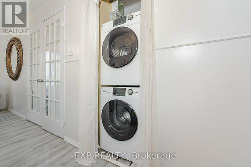 112 - 61 Markbrook Lane, Toronto, ON - Indoor Photo Showing Laundry Room