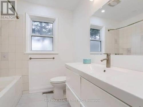 Main - 465 Pineland Avenue, Oakville, ON - Indoor Photo Showing Bathroom