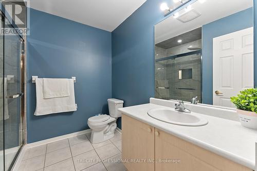 18 Oliti Court, Toronto, ON - Indoor Photo Showing Bathroom