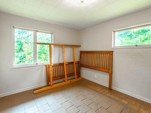 9450 Central Lake Rd, Port Alberni, BC - Indoor Photo Showing Other Room