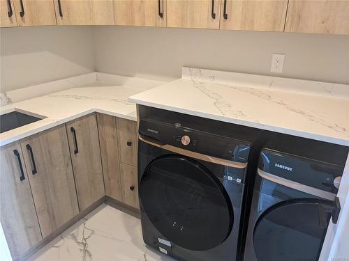 1137 Spirit Crt, Langford, BC - Indoor Photo Showing Laundry Room