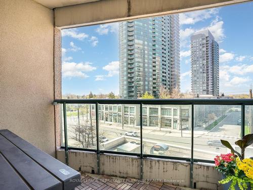 611-7 Lorraine Dr, Toronto, ON - Outdoor With Balcony