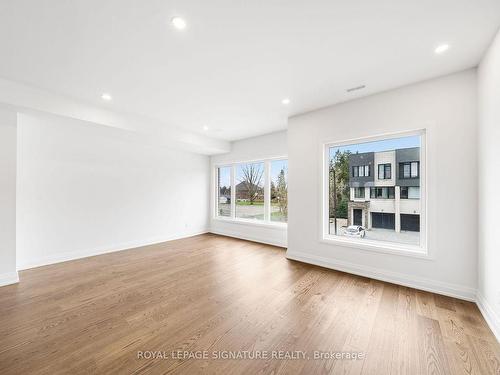 31 Persica St, Richmond Hill, ON - Indoor