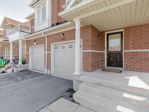 698 Courtney Valley Rd, Mississauga, ON - Outdoor With Exterior