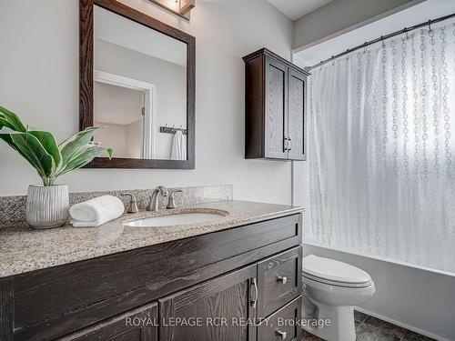 339 Lewis Dr, Orangeville, ON - Indoor Photo Showing Bathroom
