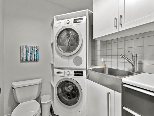 59-6005 Valley Drive, Kamloops, BC - Indoor Photo Showing Laundry Room