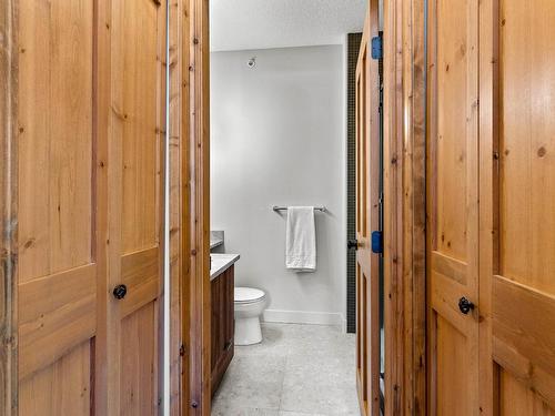 59-6005 Valley Drive, Kamloops, BC - Indoor Photo Showing Bathroom