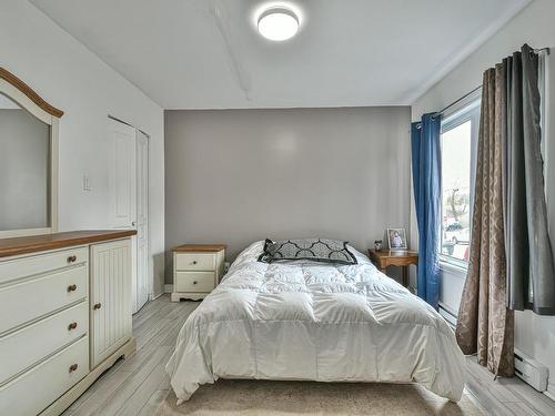 Master bedroom - 153Z  - 155Z Rue St-Antoine, Sainte-Agathe-Des-Monts, QC - Indoor Photo Showing Bedroom