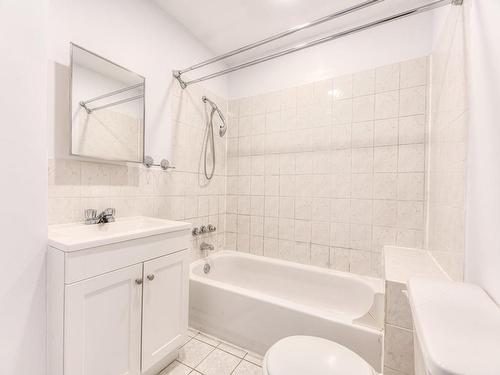 Salle de bains - 2526  - 2530 Rue La Fontaine, Montréal (Ville-Marie), QC - Indoor Photo Showing Bathroom
