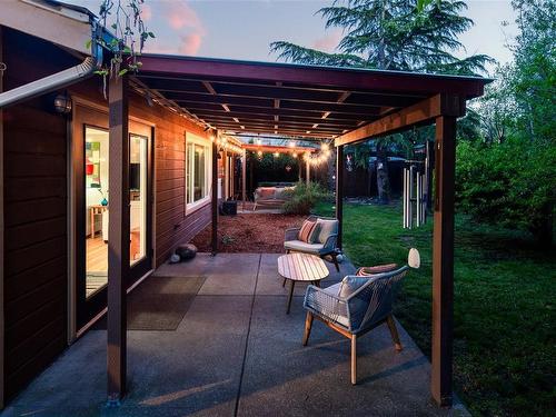 4100 Interurban Rd, Saanich, BC - Outdoor With Deck Patio Veranda With Exterior