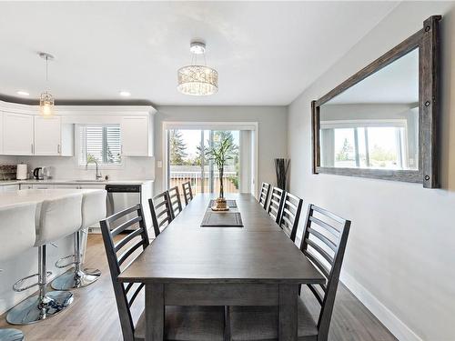 1050 Shelby Ann Ave, Nanaimo, BC - Indoor Photo Showing Dining Room