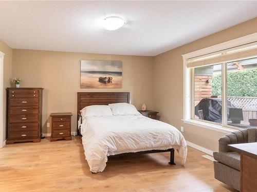 5-3774 12Th Ave, Port Alberni, BC - Indoor Photo Showing Bedroom