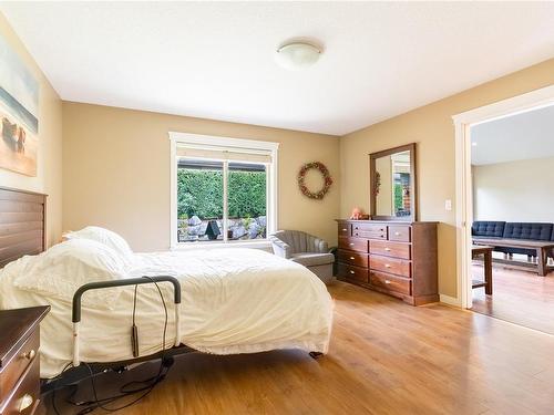 5-3774 12Th Ave, Port Alberni, BC - Indoor Photo Showing Bedroom