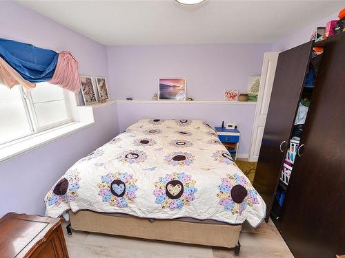 4091 Wilkinson Rd, Saanich, BC - Indoor Photo Showing Bedroom